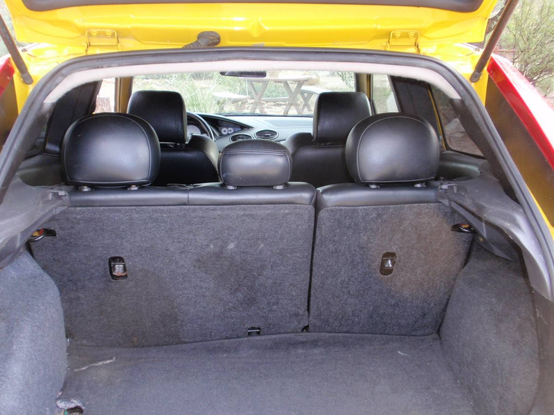 Illustration for article titled At $3,300, Could This 2003 Ford Focus SVT Be a Hot Hatch That’s a ‘Natch?
